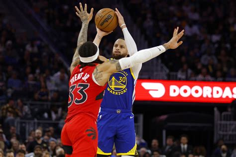 Warriors vs. Thunder odds, line, spread, time: 2023 NBA picks, .